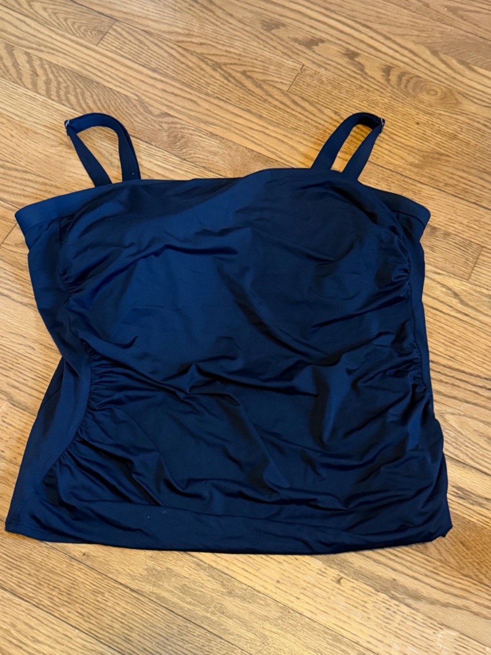 Lands’ End Women’s Plus 22W/L Black Tankini Swim Top Soft Cups Adjustable Straps